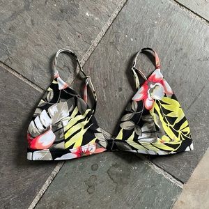 Hollister bikini top